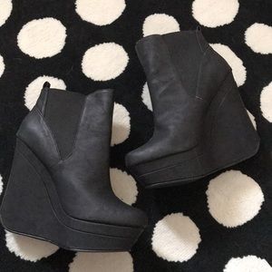 KarmaLoop Michael Antonio heeled boots